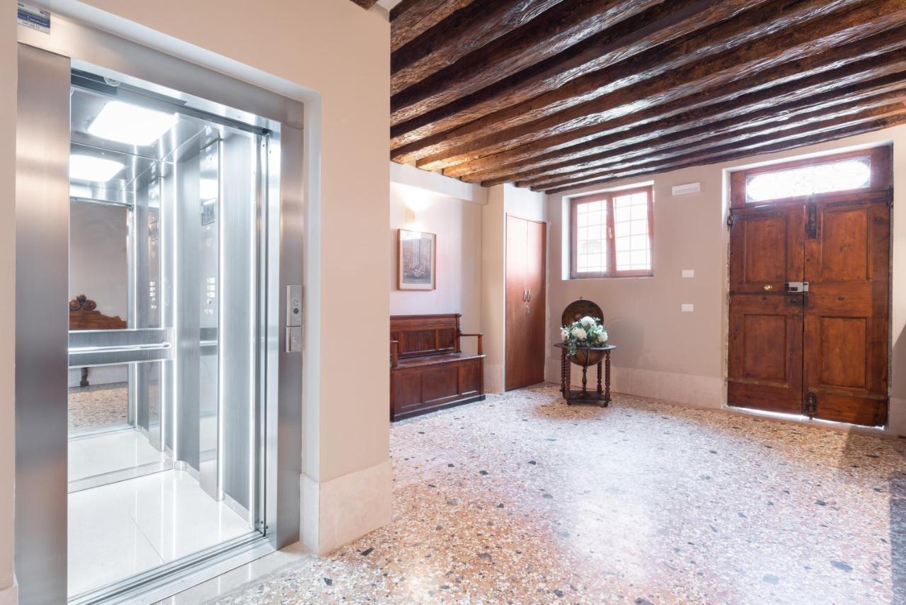 Hotel Palazzo Martinelli Dolfin Venecia Exterior foto